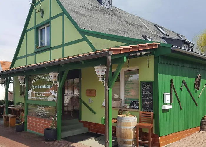 Ferienhaeuser J * Friedrichsbrunn